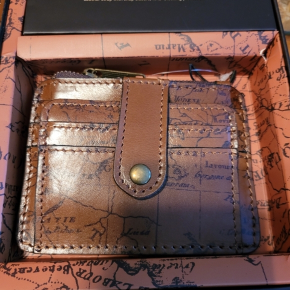 Patricia Nash NIB MESSENGER BAG AND WALLET - Picture 4 of 10